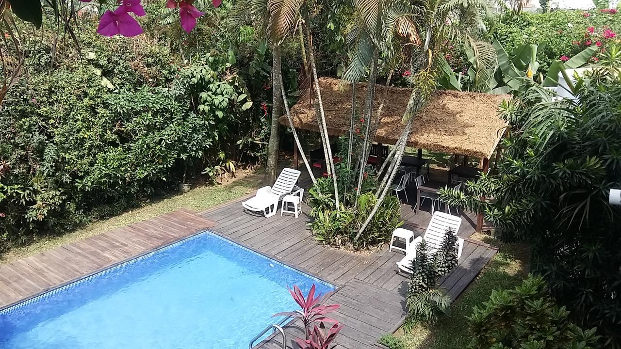 Gaïa's Garden Bed&Breakfast Abidjan Exteriör bild